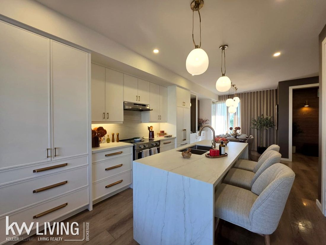AVELLA model suite kitchen and dining